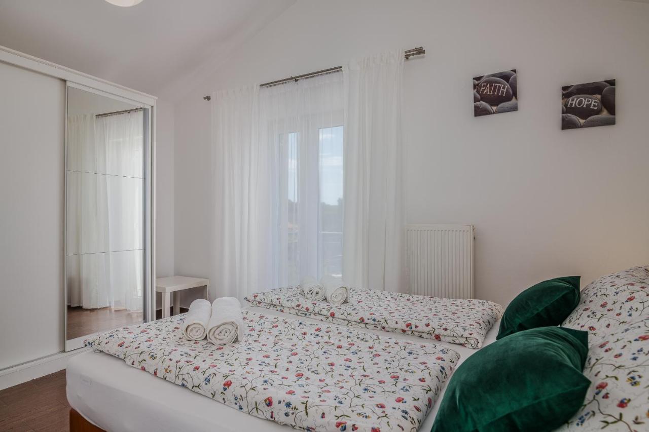 Apartment Marina مالينسكا المظهر الخارجي الصورة